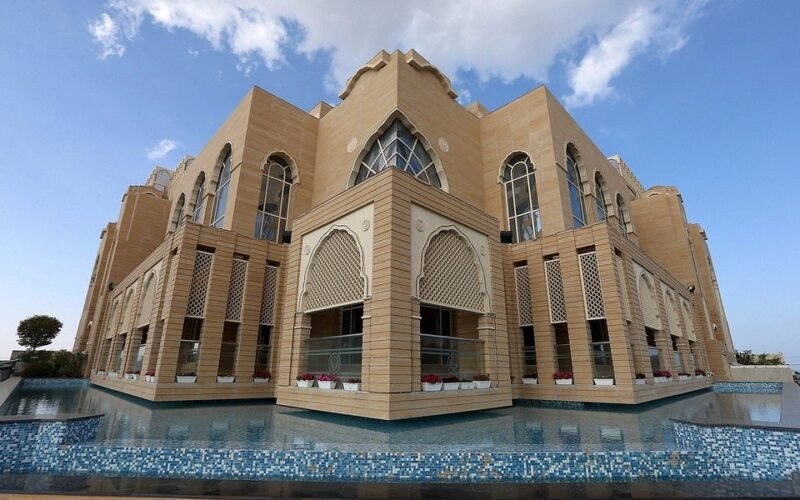 Dubai’s Iconic Sikh Shrine Closes Doors Temporarily Following Official Advisory