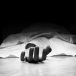 मुंबई में हादसा : स्कूल बस पर पेड़ गिरने से एक बच्चे की मौत, चार घायल