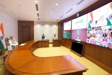 प्रधानमंत्री ने प्रगति की 52वीं बैठक की अध्यक्षता की