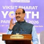लोक सभा अध्यक्ष ने युवाओं से संविधान से प्रेरणा लेकर विकसित भारत के सपने को साकार करने का आह्वान किया