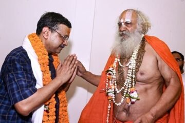 अरविंद केजरीवाल ने अयोध्या में लिया भगवान का आशीर्वाद, राम मंदिर दान जांच पर उठाए सवाल