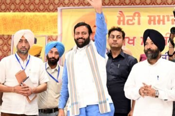 समाज एवं राष्ट्र को मजबूत बनाने के लिए मिलकर कार्य करें: सीएम नायब सिंह सैनी