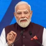 प्रधानमंत्री ने आपातकाल के दौरान लोकतंत्र की रक्षा करने वालों को श्रद्धांजलि अर्पित की