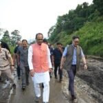 ईटानगर में लोगों की बात सुनकर बोले केंद्रीय मंत्री श्री शिवराज सिंह बोले “हर पीड़ित परिवार तक मदद पहुंचाकर ही चैन लेंगे”