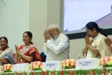 प्रधानमंत्री ने नारी शक्ति को राष्ट्र निर्माण की आधारशिला और शक्ति का वास्तविक स्वरूप बताने वाले एक संस्कृत सुभाषितम् को साझा किया