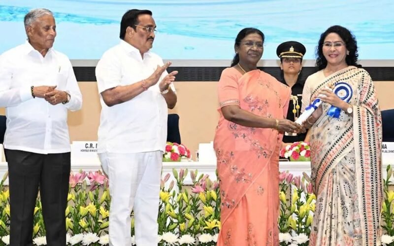 उपराष्ट्रपति ने जल संरक्षण के लिए “जल संचय जन भागीदारी” पहल की सराहना की
