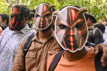 छात्रों के मुद्दों को लेकर ‘कॉकरोच जनता पार्टी’ आज अमृतसर में करेगी प्रदर्शन