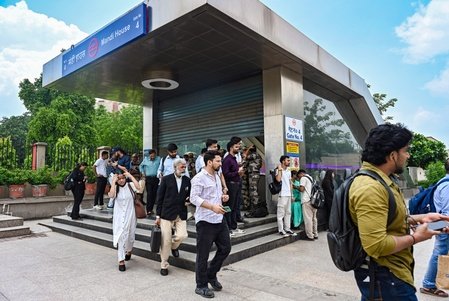 जंतर-मंतर पर CJP का प्रदर्शन खत्म, दिल्ली मेट्रो की सभी सेवाएं बहाल; इंटरनेट भी हुआ चालू