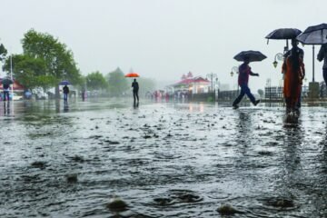 भारी बारिश के अलर्ट के चलते हिमाचल के नाहन उपमंण्डल में स्कूल और कॉलेज बंद