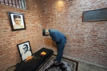 उपराष्ट्रपति ने वीर सावरकर को एक निडर क्रांतिकारी बताया, जिनकी देशभक्ति ने कई पीढ़ियों को प्रेरित किया