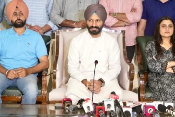 पंजाब यूनिवर्सिटी चुनावों को लेकर ‘आप’ का बड़ा दांव, मीत हेयर-सुखानंद को मिली अहम जिम्मेदारी
