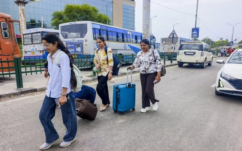 मुख्यमंत्री भगवंत सिंह मान से बातचीत रद्द, जालंधर में पंजाब कर्मचारियों का विरोध तेज