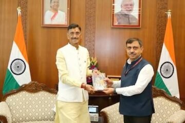 रक्षा राज्य मंत्री ने ‘सशक्त भारत’ के ‘एक भारत, श्रेष्ठ भारत’ विशेषांक का किया विमोचन