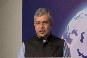 स्पेस स्टार्टअप्स को बढ़ावा: संसद में अंतरिक्ष वेंचर कैपिटल फंड पर चर्चा