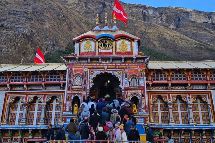 बदरीनाथ धाम में टूटा नया रिकॉर्ड, पहली बार 17.79 लाख से ज्यादा श्रद्धालुओं ने किए दर्शन