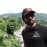 बाढ़ प्रभावित त्रिशूली बाज़ार राहत सामग्री लेकर पहुँचे सोनू सूद
