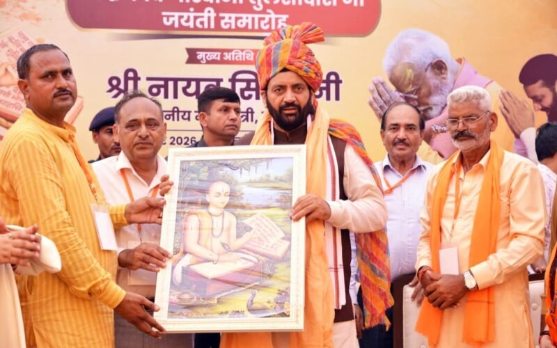 ‘पंजाब में भर्ती में गड़बड़ियां, हरियाणा में बिना खर्ची-बिना पर्ची नौकरी’, मुख्यमंत्री का बड़ा दावा