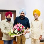 राजबीर सिंह घुम्मण ने छज्जलवाड़ी को आम आदमी पार्टी में किया शामिल, मुख्यमंत्री मान के ओएसडी ने दिलाई सदस्यता