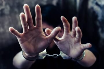 बेंगलुरु में महिला पर तेजाब और माचिस से हमला, JP Nagar के पास पति हिरासत में