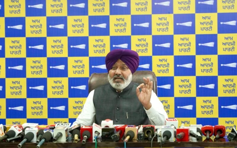 पंजाब को उपदेश देने से पहले देश में गैंगस्टरवाद और नशा तस्करी पर जवाब दें अमित शाह’: हरपाल सिंह चीमा