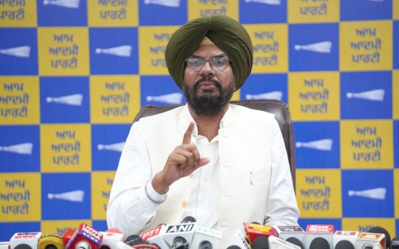 पंजाबियों के प्रति भाजपा की नफरत जारी, दलेर मेहंदी से लेकर दिलजीत दोसांझ तक के मामलों पर कुलदीप धालीवाल का हमला