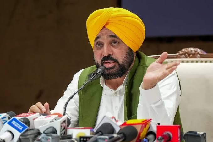 पंजाब में नशे के खिलाफ मान सरकार की कार्रवाई, ₹20.64 करोड़ की दवाएं जब्त और 520 केमिस्टों के लाइसेंस सस्पेंड