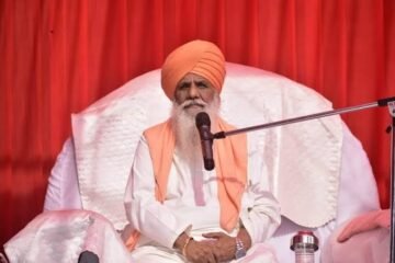 सरकारी समारोहों की सफलता की संत गुरदीप गिरी ने की सराहना