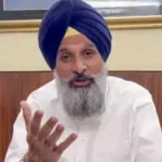 मजीठा में AAP का बिक्रम मजीठिया के खिलाफ प्रदर्शन, फूंका पुतला